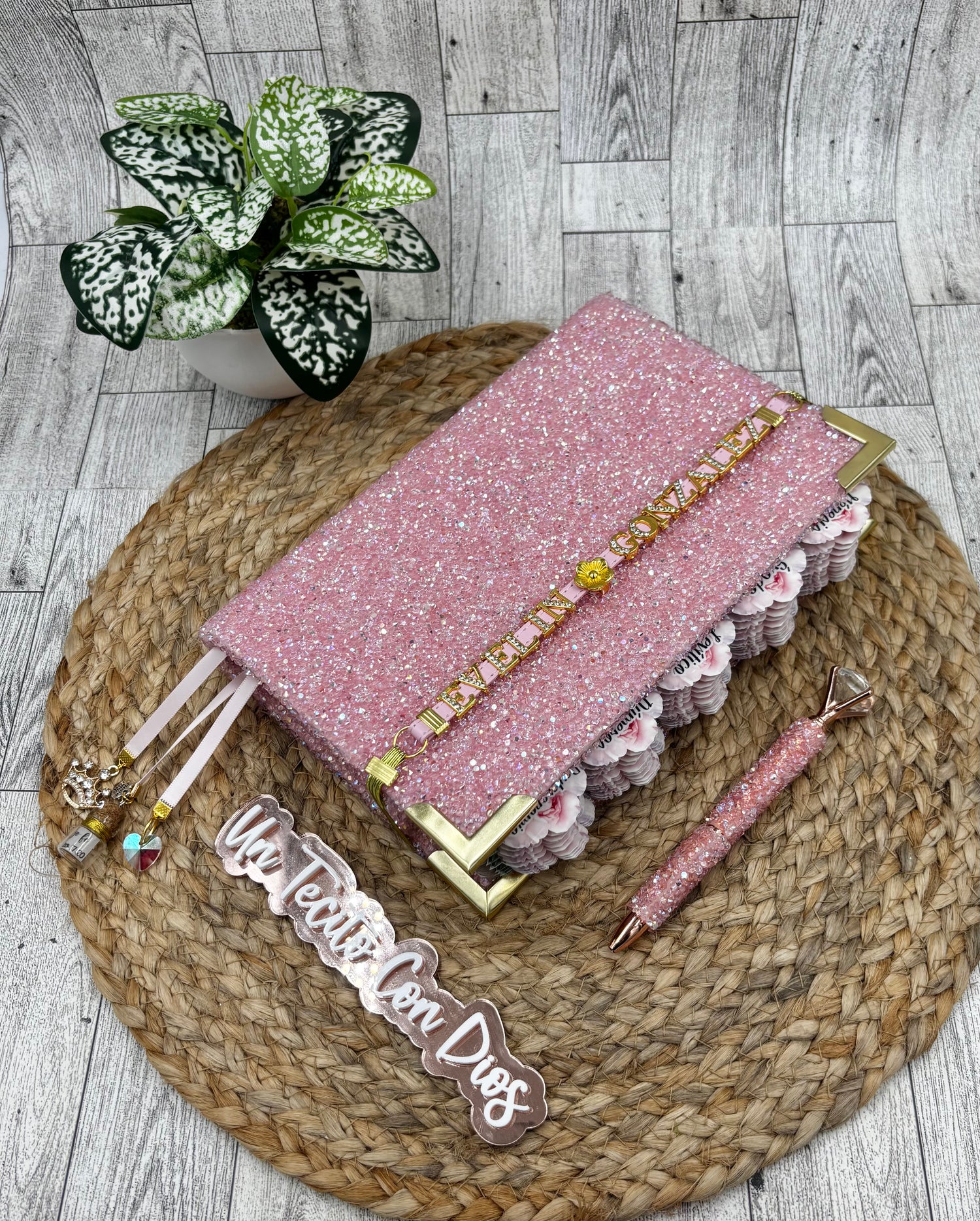 BIBLIAS CON PEDRERIAS (DIAMANTES)