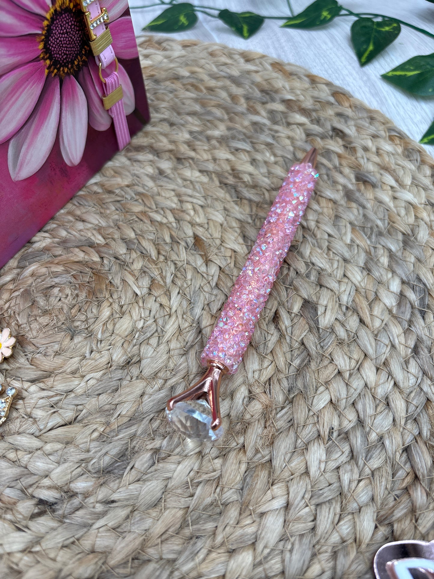 BOLIGRAFO DE DIAMANTES ROSADO CON PEDRERIA