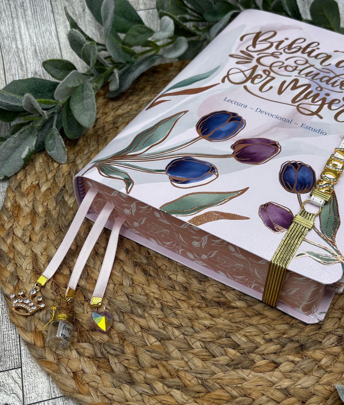 BIBLIA DE ESTUDIO SER MUJER CON  / TULIPANES/ REINA VALERA 1960