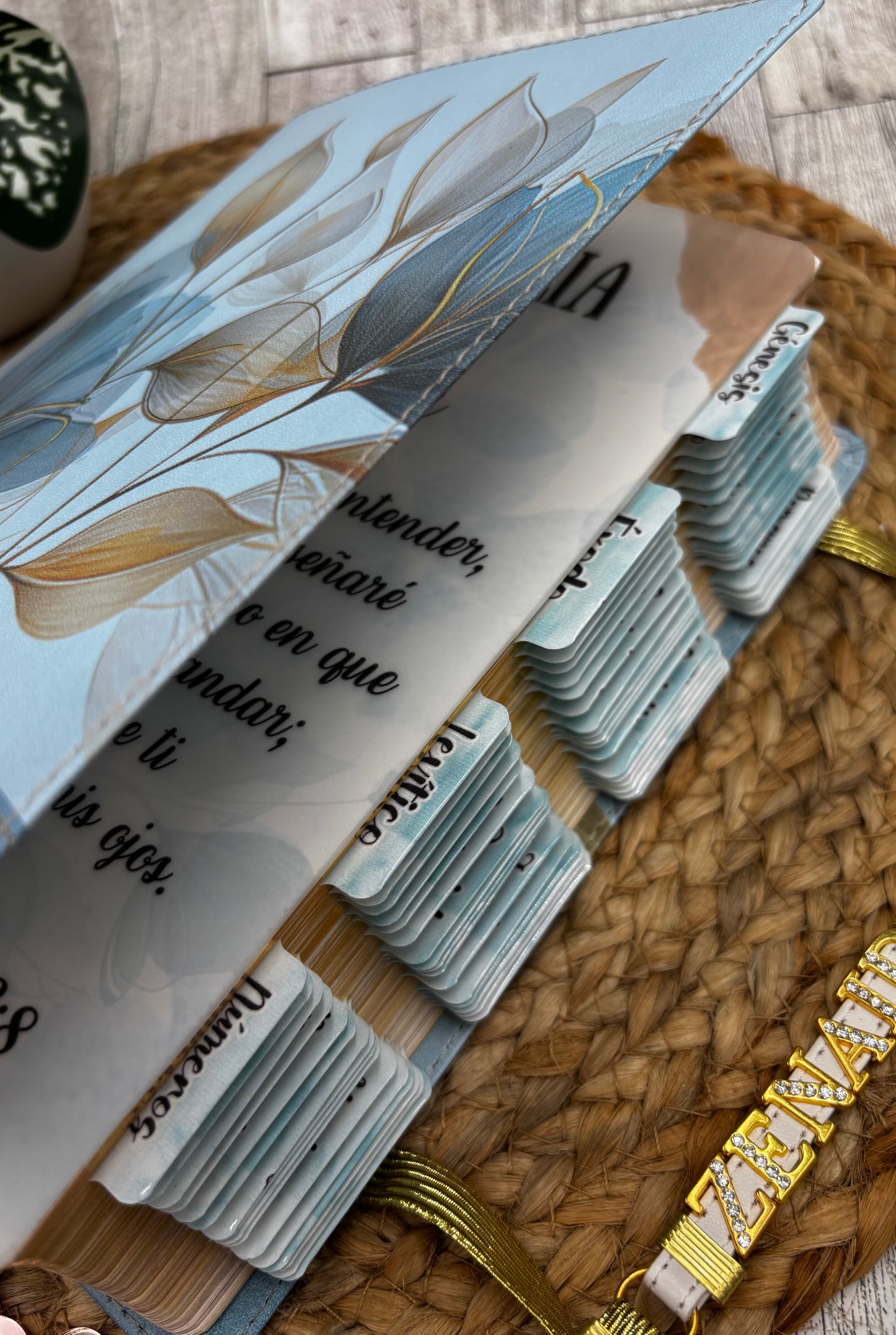 BIBLIA DE LA MUJER CONFORME AL CORAZON DE DIOS (NUEVA)