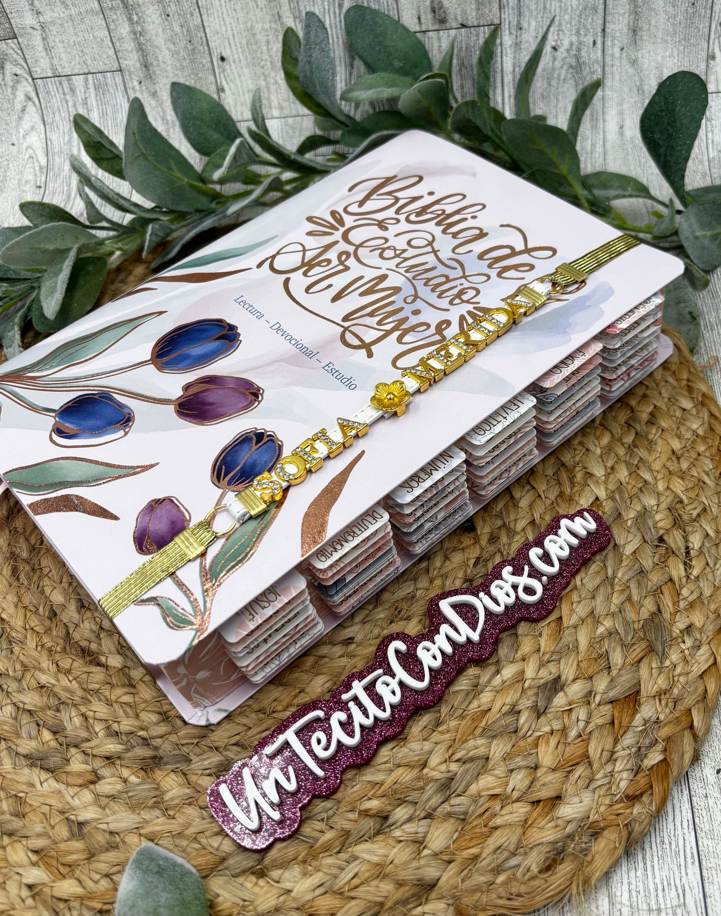 BIBLIA DE ESTUDIO SER MUJER CON  / TULIPANES/ REINA VALERA 1960